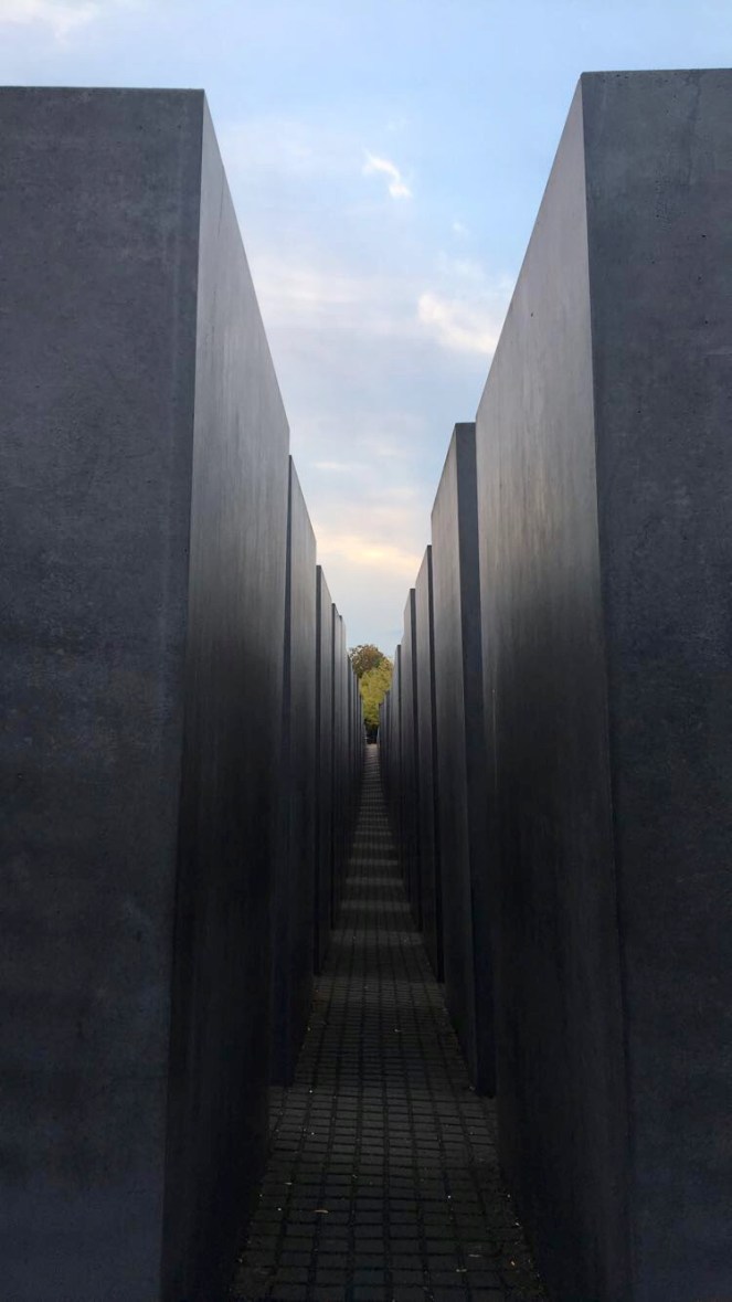 7106E687-4C31-46DA-AFC0-2399AC40688D